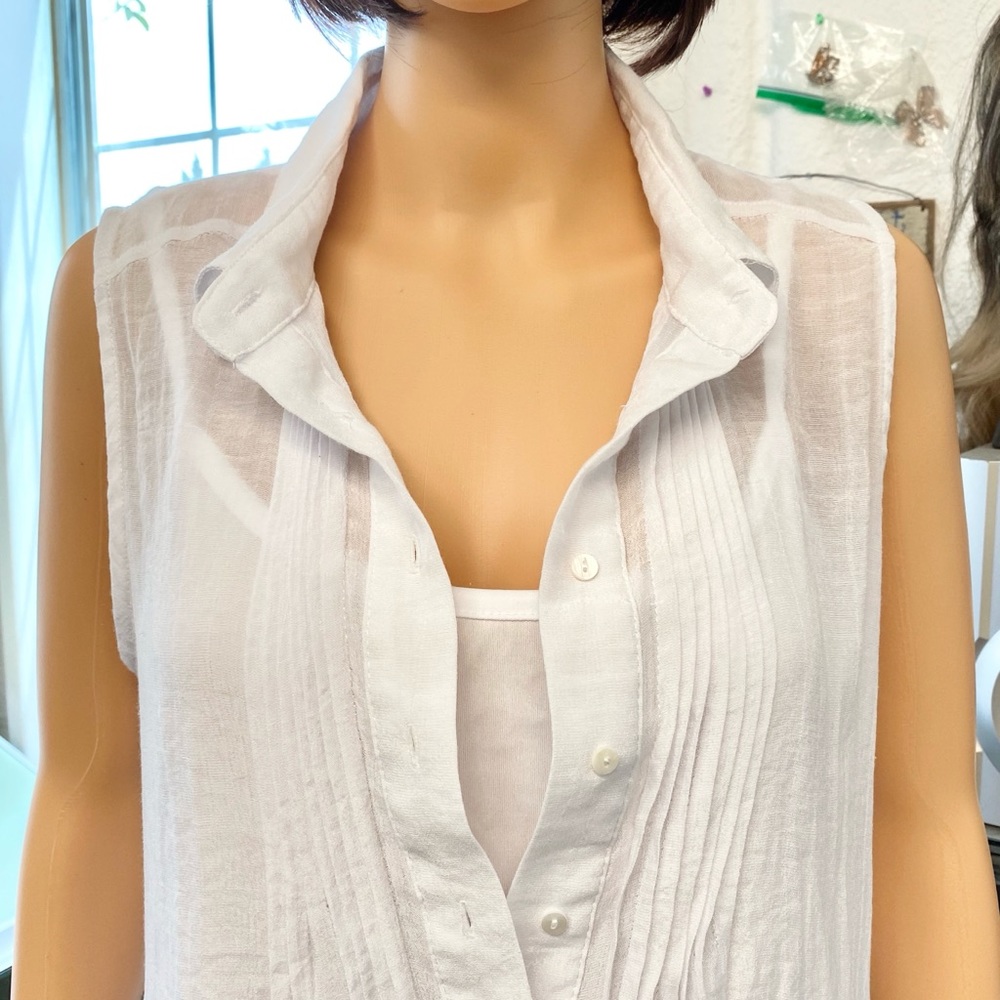 Sleeveless Button Up Pintuck Tunic w/Cami